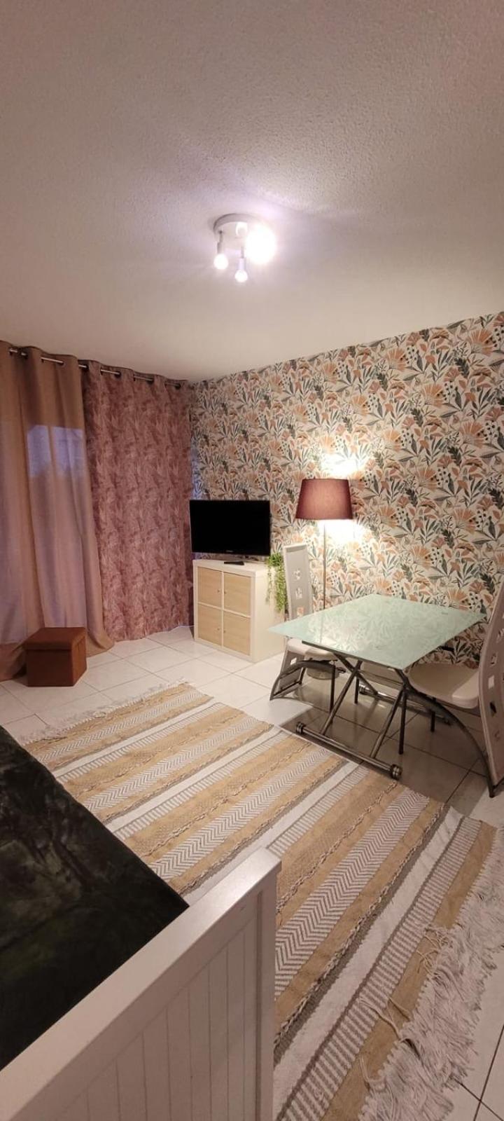 Ferienwohnung Le Val Fleuri Sète Exterior foto
